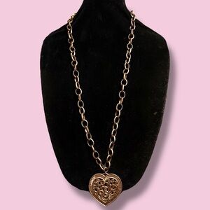 Betsey Johnson chunky rose gold filigree heart pendant necklace
